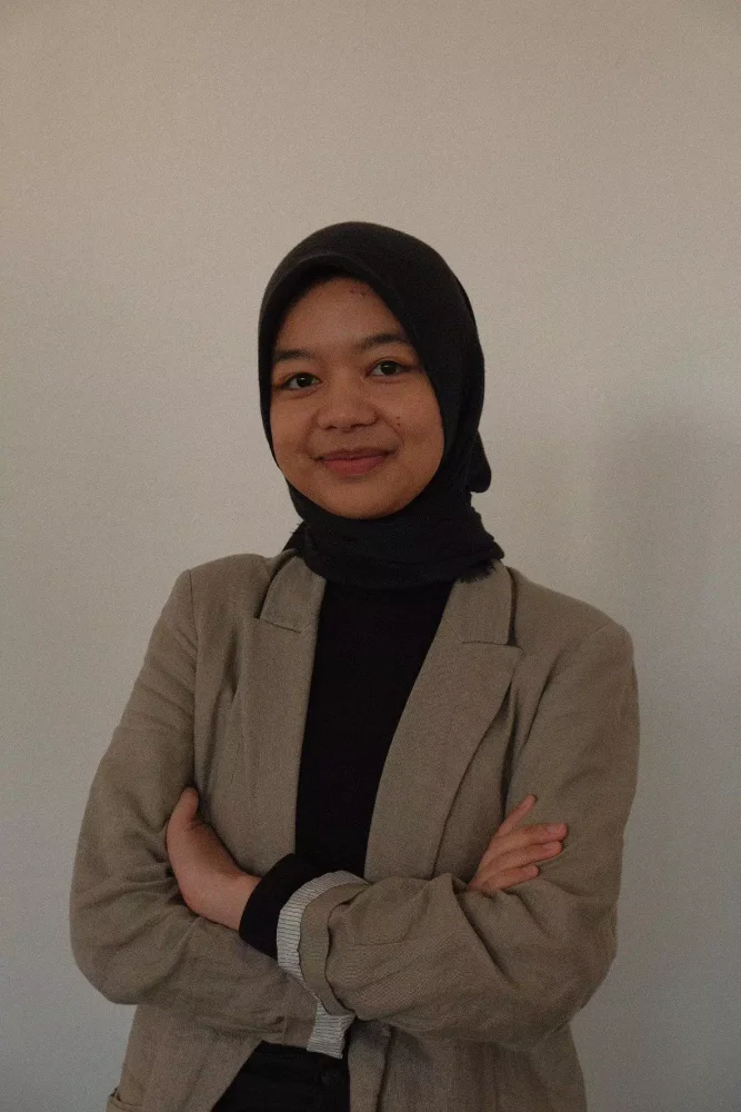 Auriza Sumaedi